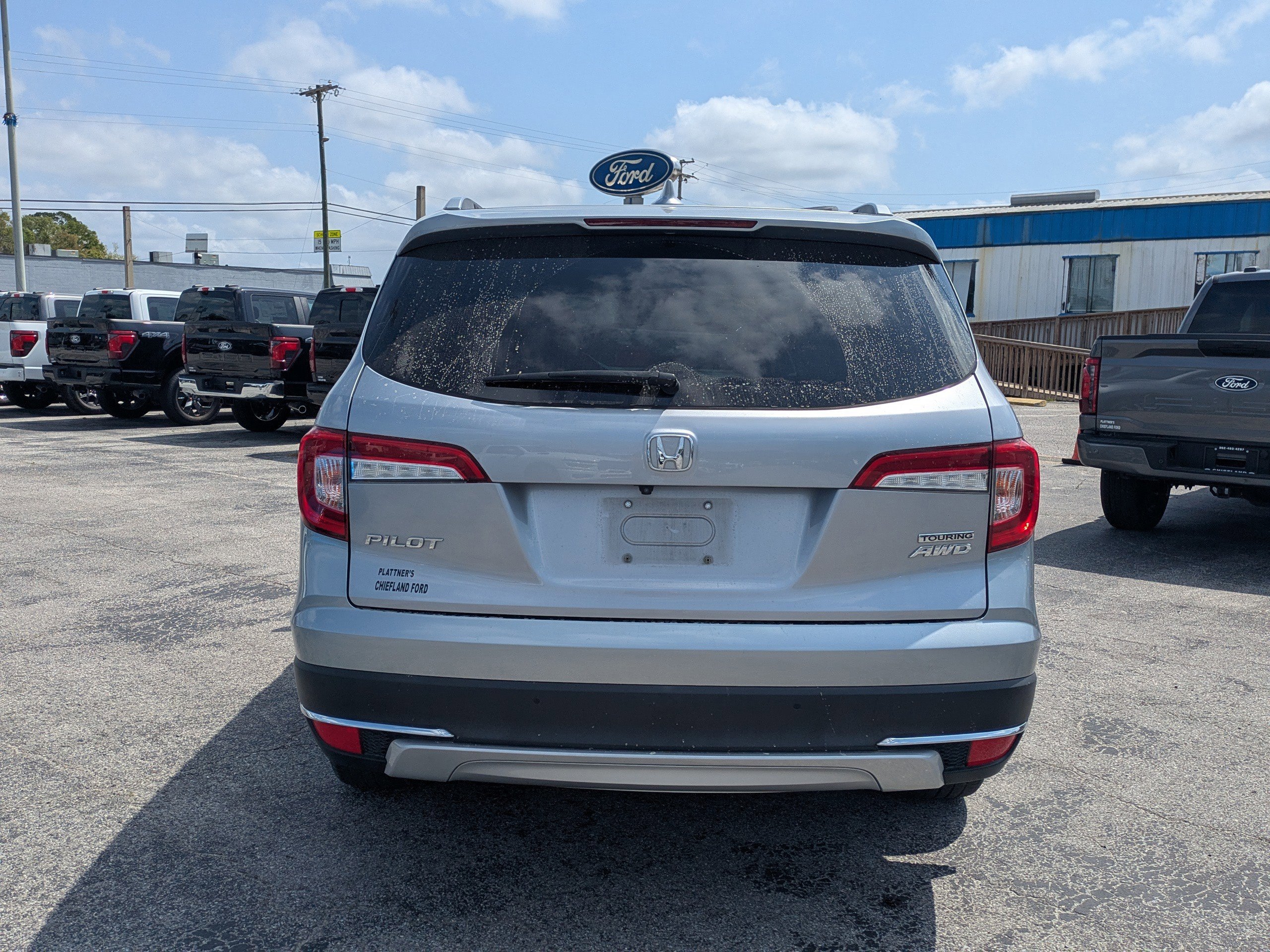 Used 2020 Honda Pilot Touring image 4