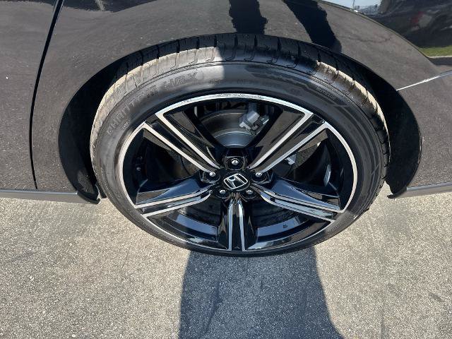 Used 2025 Honda Accord Sport image 5
