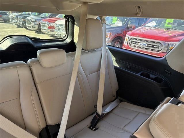 Certified 2024 Ford Expedition Max XLT image 21