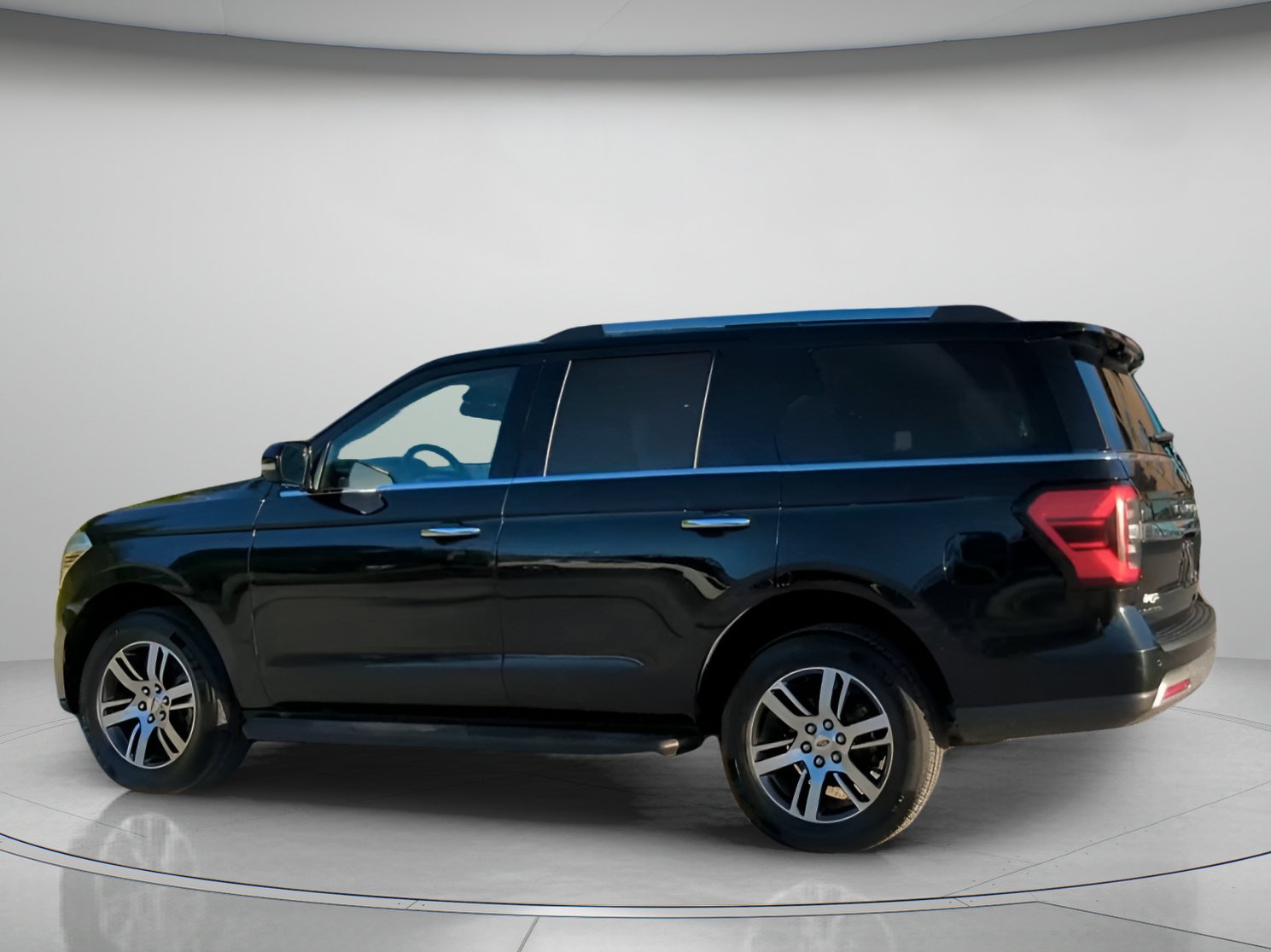 Certified 2024 Ford Expedition Limited AWD/4WD image 19
