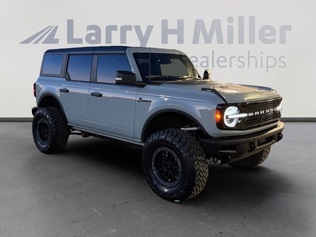 Certified 2024 Ford Bronco Wildtrak AWD/4WD image 7