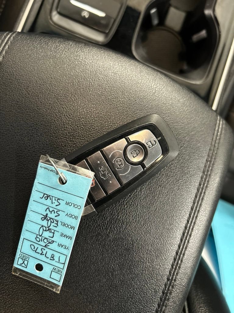 Certified 2019 Ford Edge SEL w/ Cold Weather Package AWD/4WD image 24