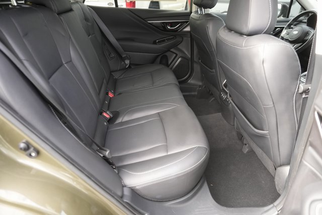 Used 2021 Subaru Outback Limited image 16