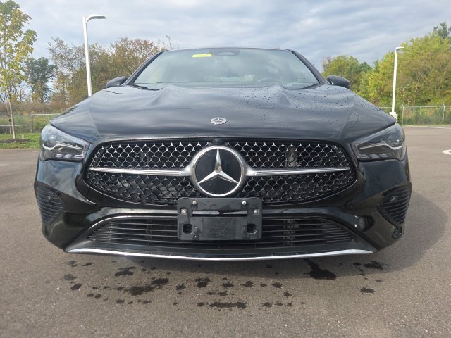 Used 2025 Mercedes-Benz CLA 250 4MATIC image 3