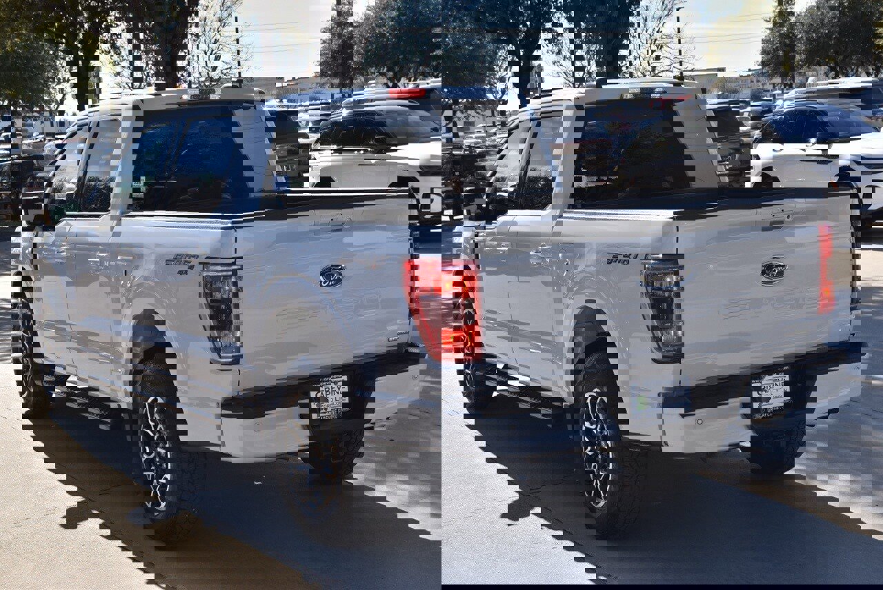 Certified 2022 Ford F150 XLT w/ Equipment Group 302A High image 10