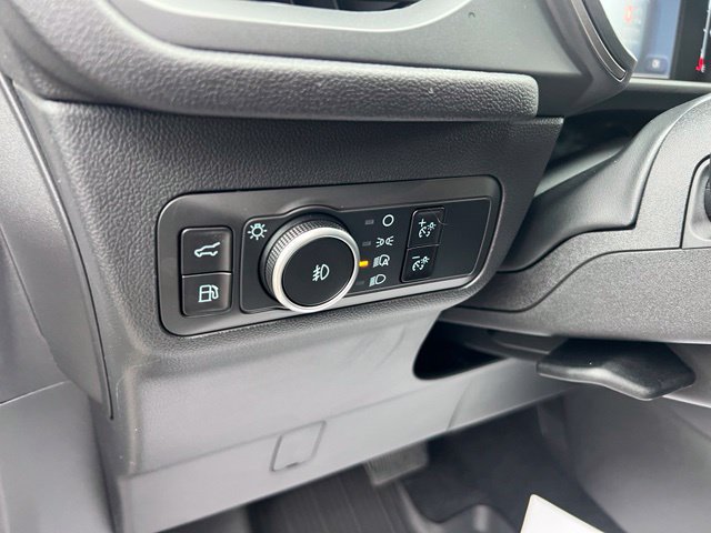 Certified 2026 Ford Escape SE FWD image 8