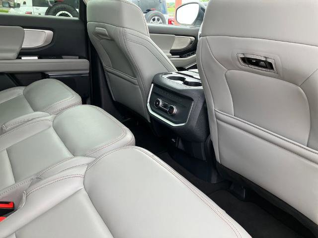 Certified 2025 Ford Expedition Max Active AWD/4WD image 24