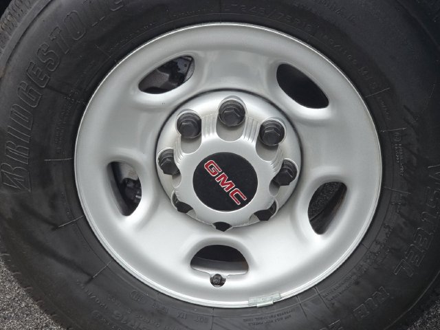 Used 2025 GMC Savana 2500 w/ Driver Convenience Package RWD image 6