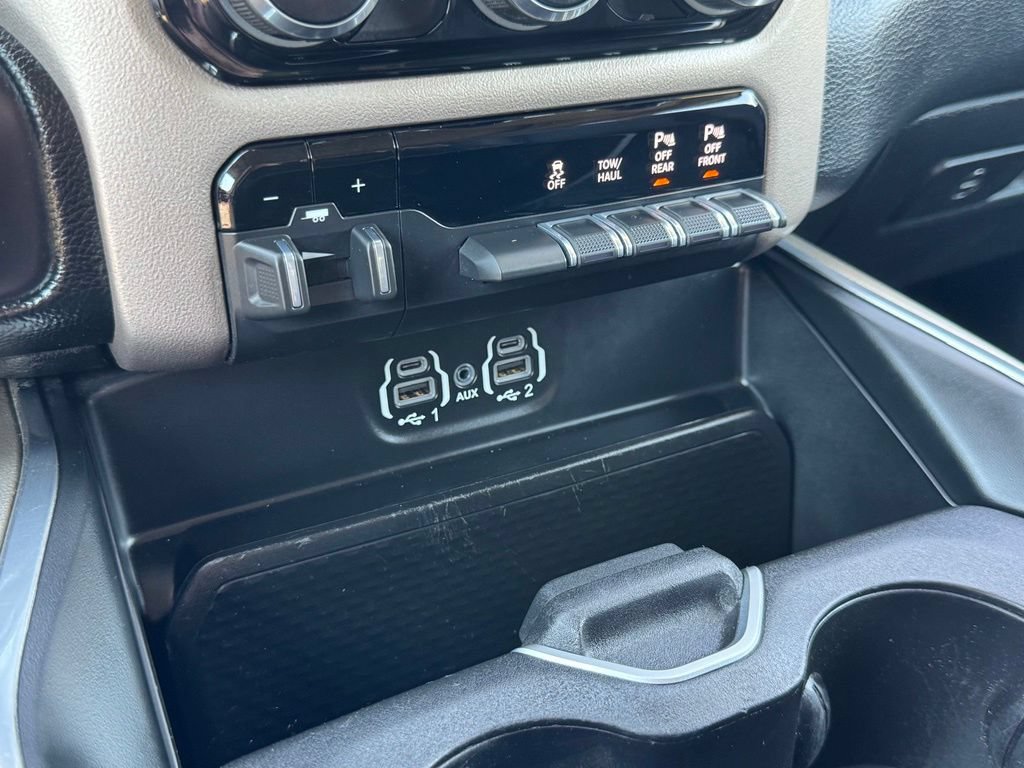 Used 2021 RAM 1500 Laramie AWD/4WD image 36