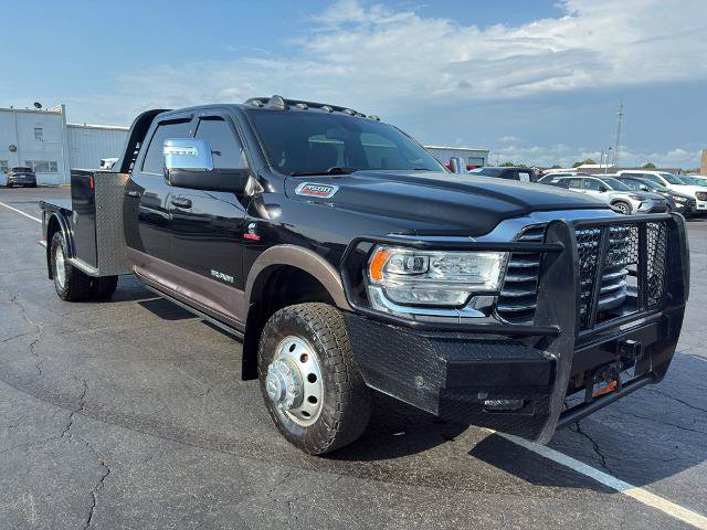 Used 2024 RAM 3500 Limited AWD/4WD image 3