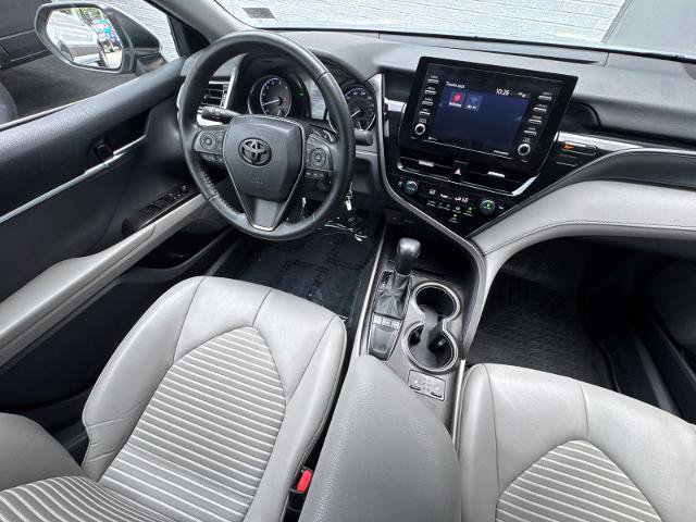 Used 2022 Toyota Camry SE w/ Cold Weather Package FWD image 39