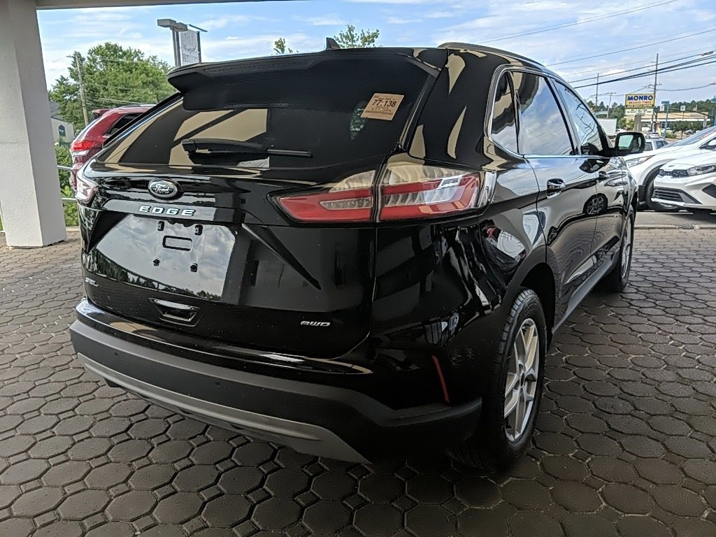 Certified 2023 Ford Edge SEL image 3