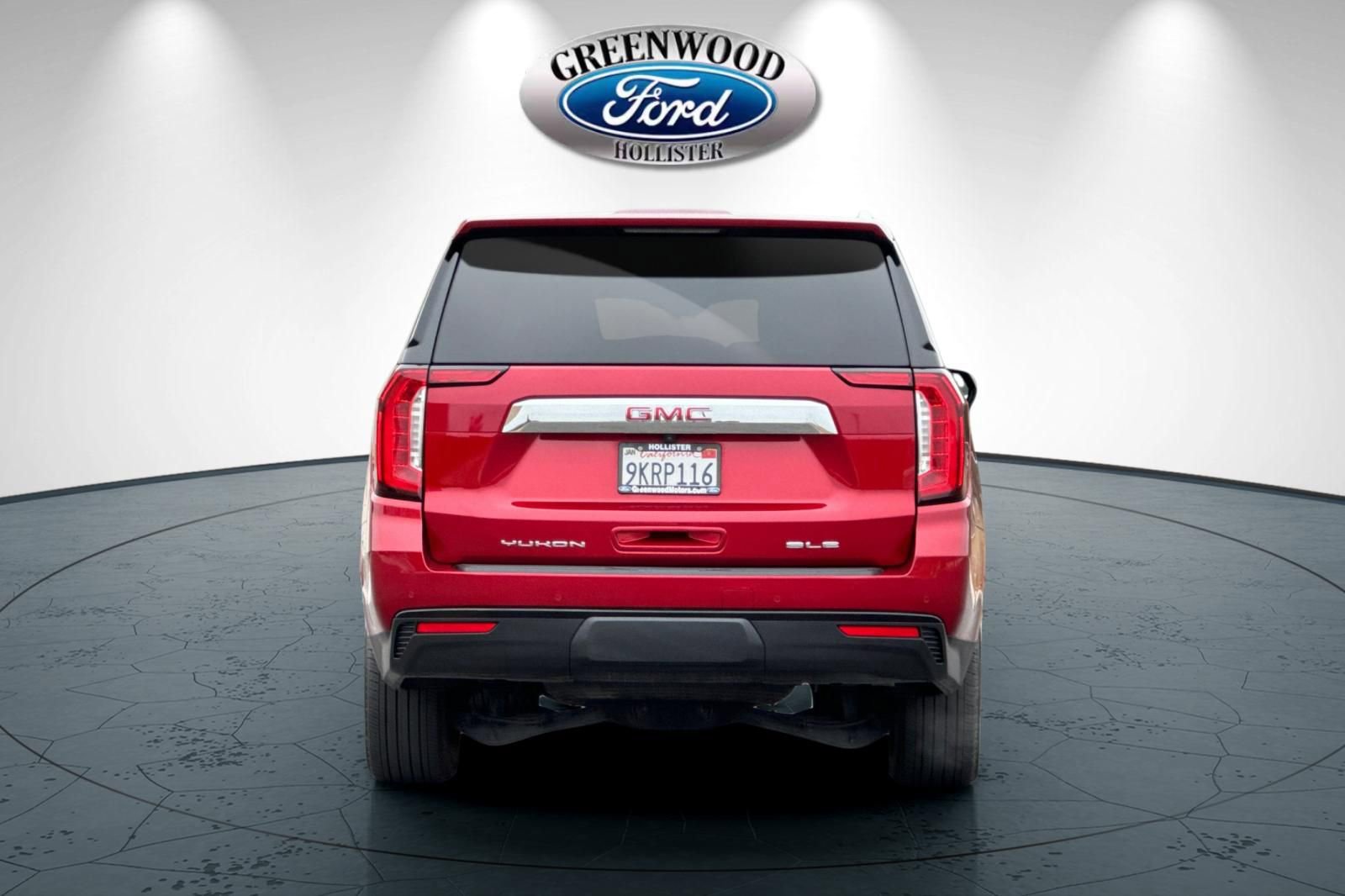 Used 2024 GMC Yukon XL SLE image 5