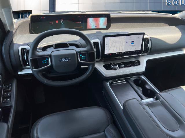 Certified 2025 Ford Expedition Active RWD image 15