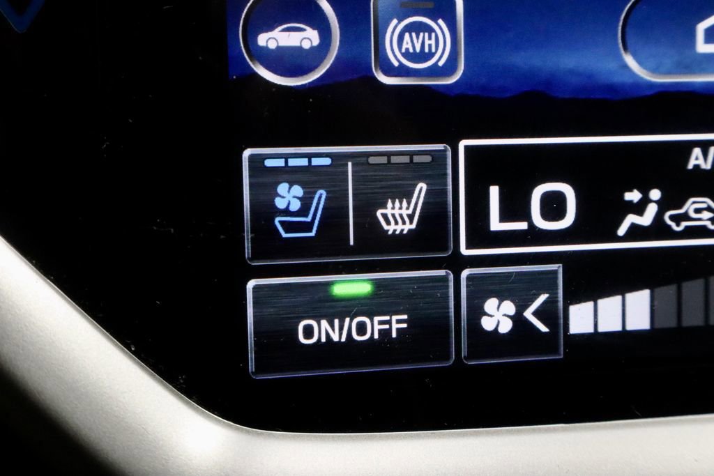 Used 2024 Subaru Ascent Touring image 12