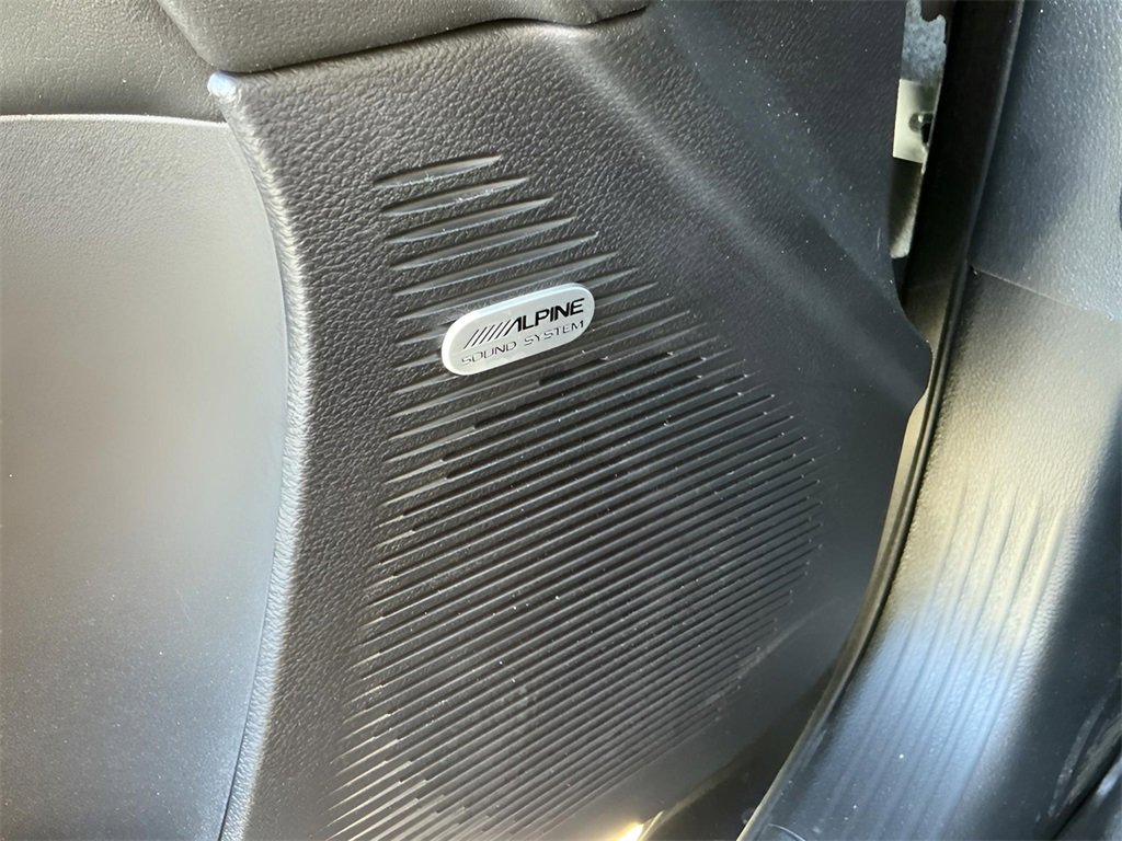 Used 2023 Dodge Challenger R/T w/ Plus Package image 21