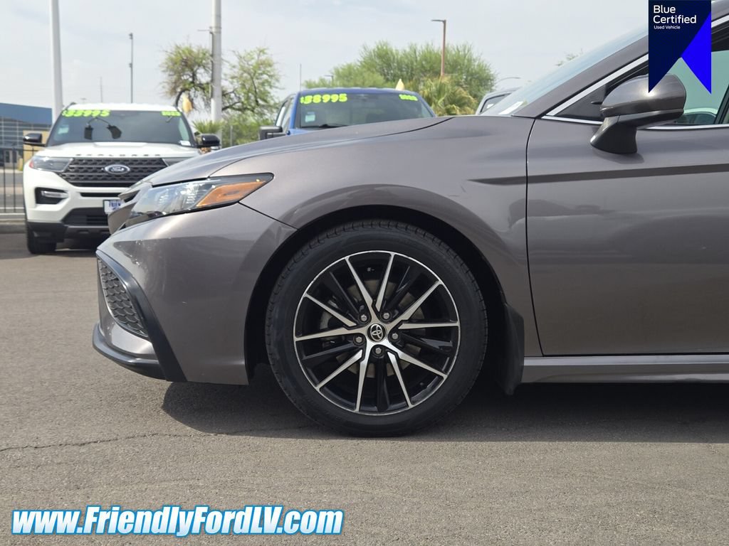 Used 2021 Toyota Camry SE w/ Carpet Mat Package (TMS) FWD image 10