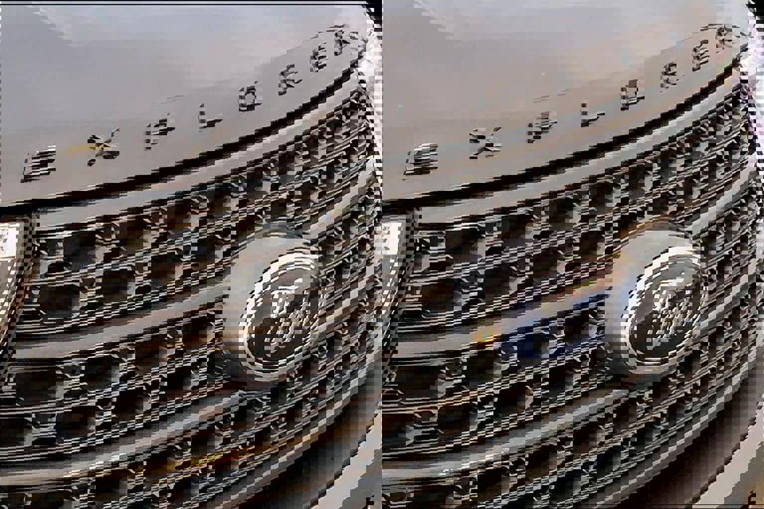 Certified 2023 Ford Explorer XLT w/ Equipment Group 202A image 30