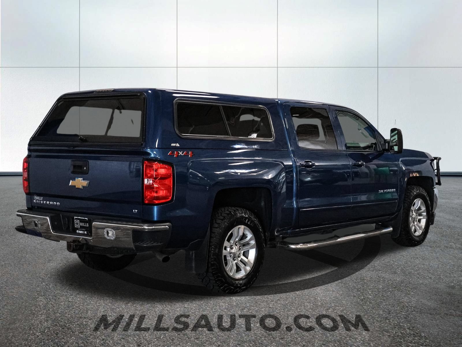 Used 2018 Chevrolet Silverado 1500 LT w/ All Star Edition AWD/4WD image 8