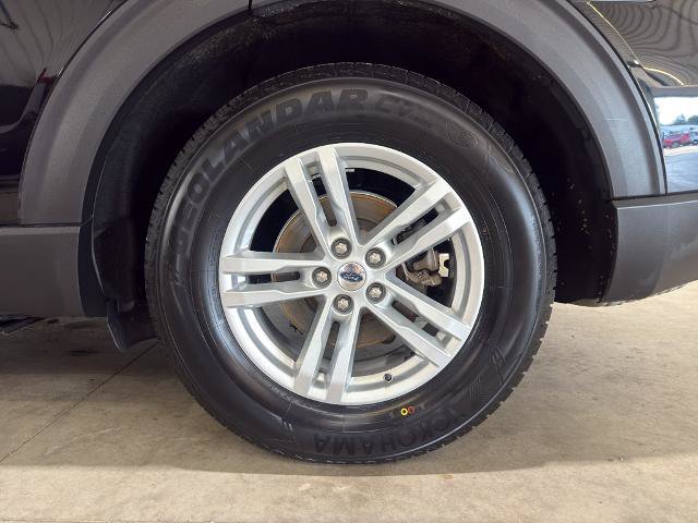 Certified 2021 Ford Explorer XLT w/ Equipment Group 202A RWD image 8