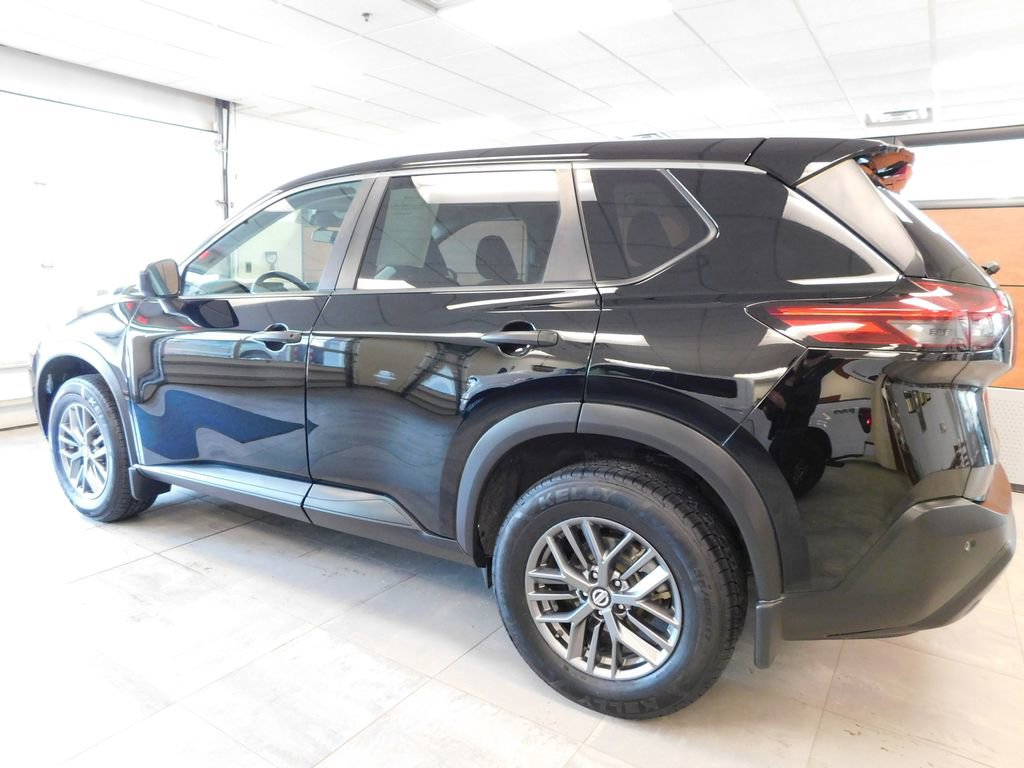 Used 2021 Nissan Rogue S AWD/4WD image 10