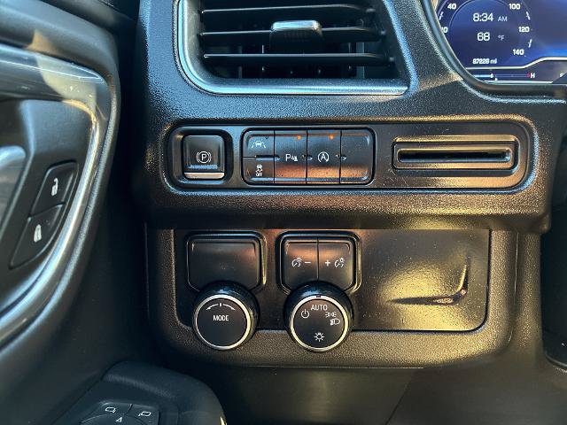 Used 2023 Chevrolet Suburban Premier RWD image 21