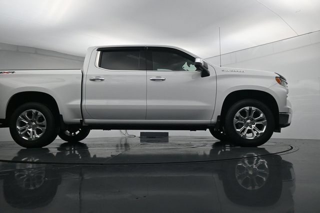 Used 2024 Chevrolet Silverado 1500 LTZ w/ LTZ Convenience Package II AWD/4WD image 38