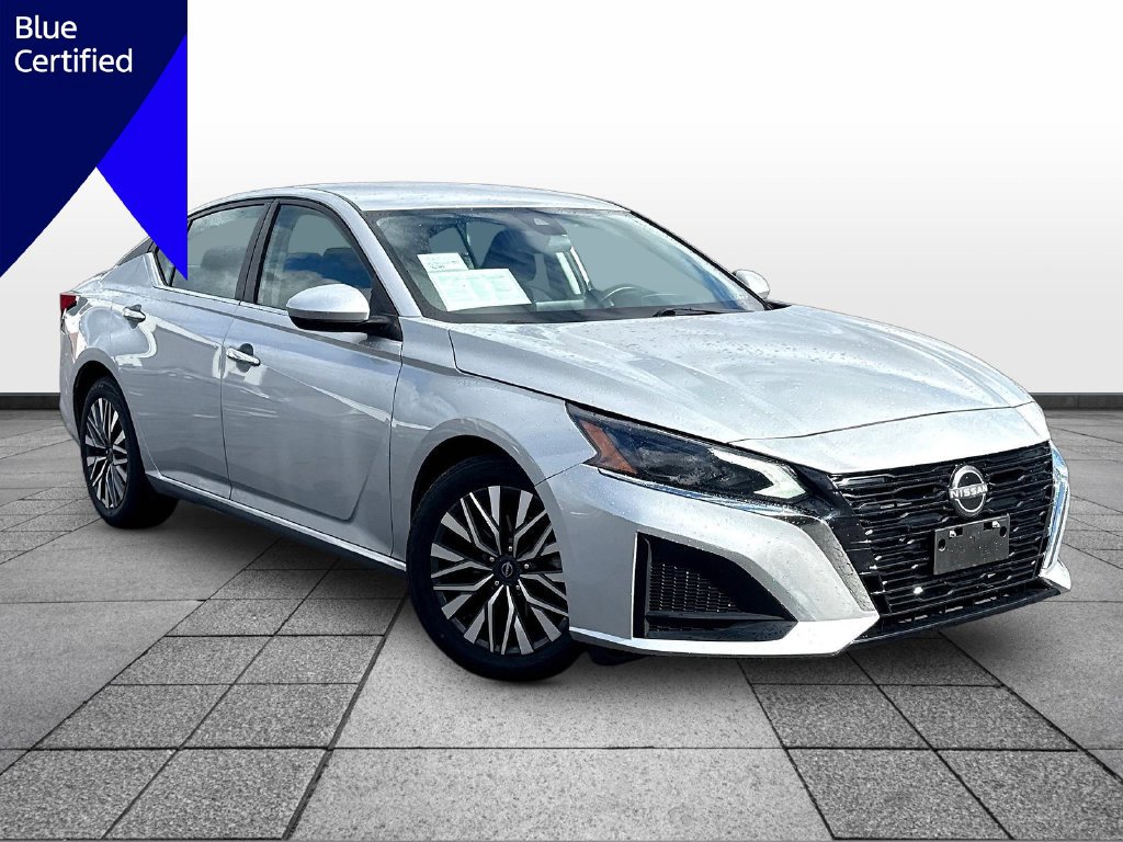 Used 2023 Nissan Altima 2.5 SV