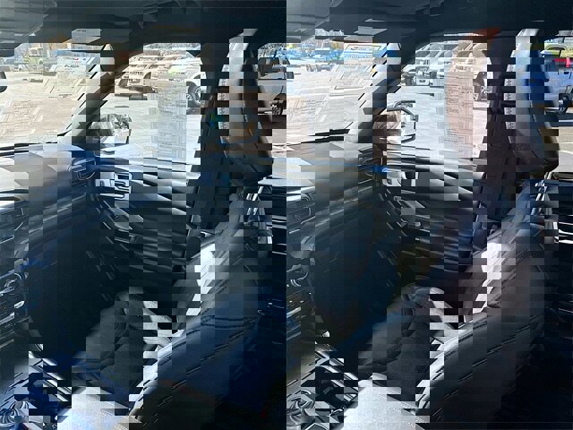 Certified 2022 Ford Explorer Platinum w/ Technology Package image 25