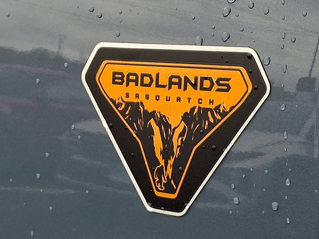 Certified 2025 Ford Bronco Badlands AWD/4WD image 31