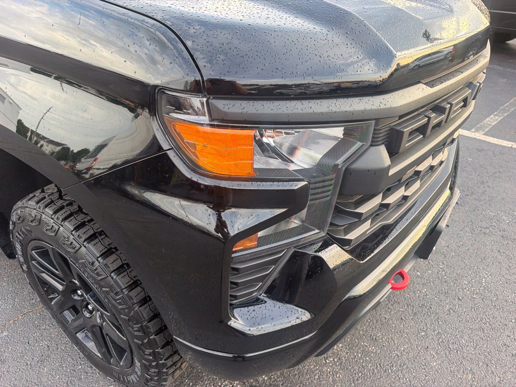 Used 2022 Chevrolet Silverado 1500 Custom Trail Boss AWD/4WD image 14