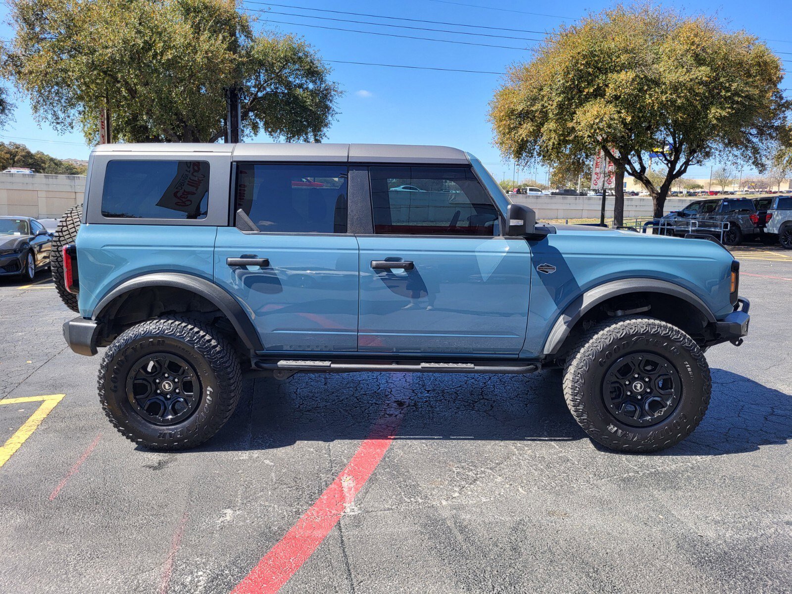 Certified 2022 Ford Bronco Wildtrak image 2