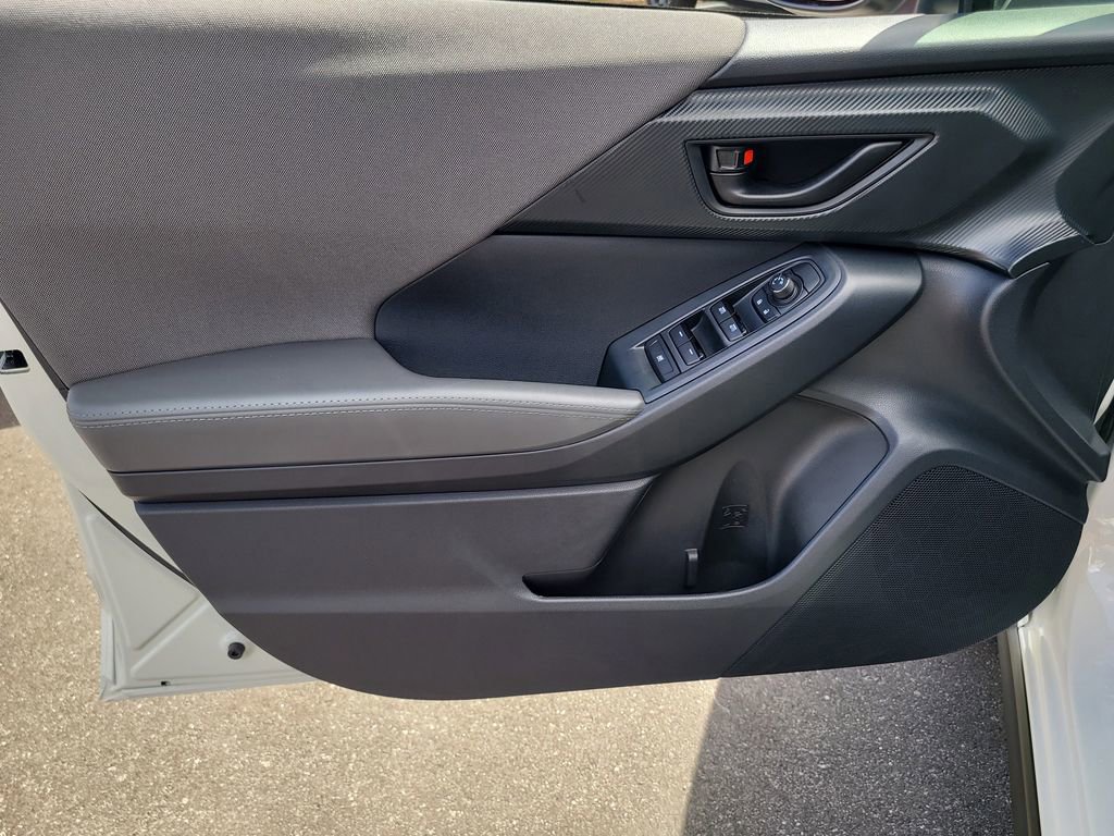 Used 2025 Subaru Crosstrek 2.0i Premium image 14
