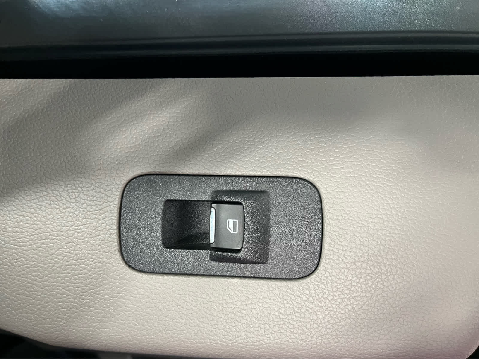 Certified 2019 Ford F150 XLT w/ Equipment Group 302A Luxury AWD/4WD image 48