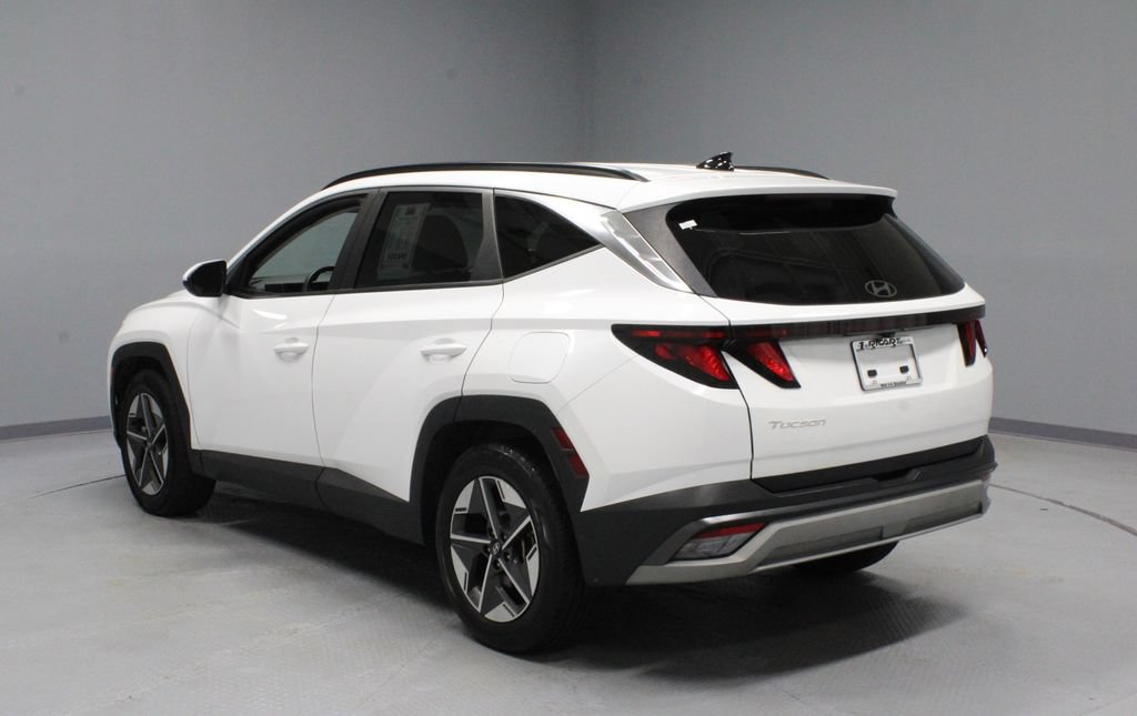Used 2025 Hyundai Tucson SEL FWD image 8