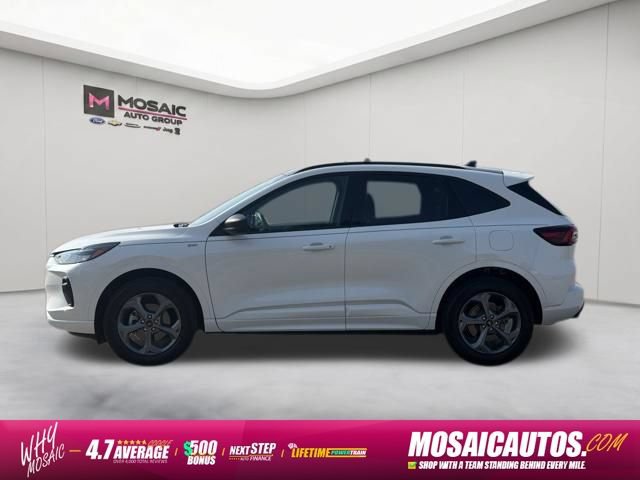 Certified 2024 Ford Escape ST-Line w/ Tech Pack #1 AWD/4WD image 4