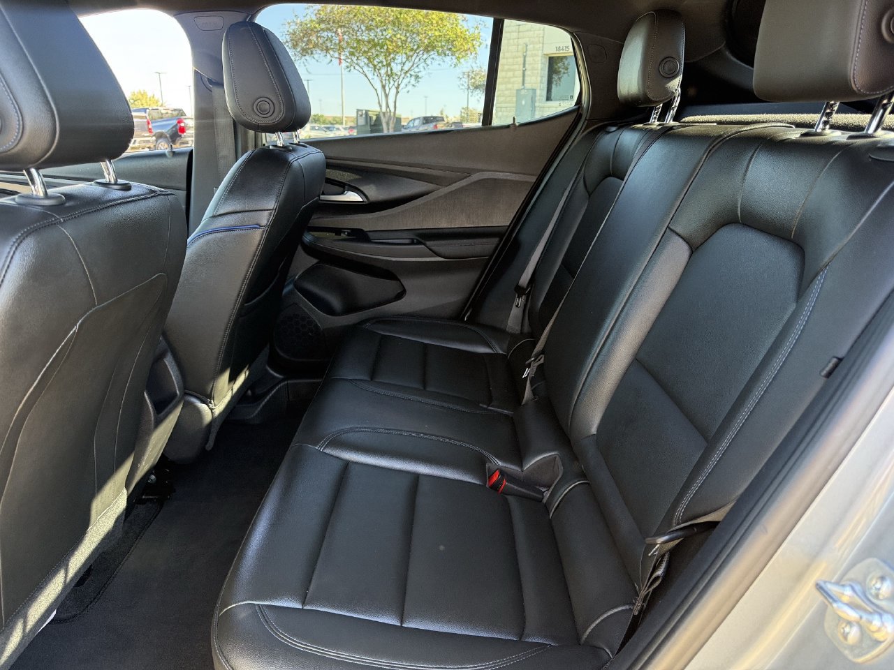Used 2024 Buick Envista Sport Touring w/ Convenience I Package FWD image 25