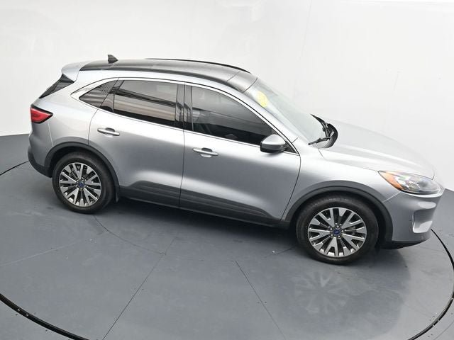 Certified 2022 Ford Escape Titanium w/ Class II Trailer Tow Package AWD/4WD image 26
