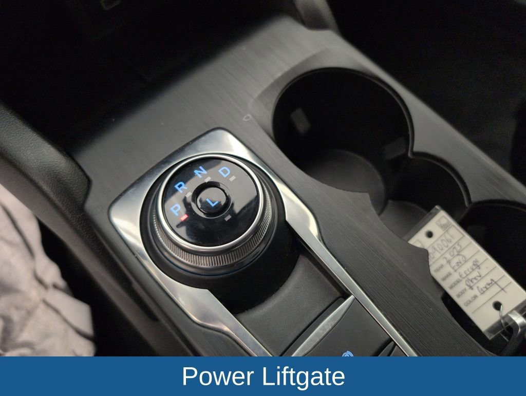 Certified 2025 Ford Escape SE image 30