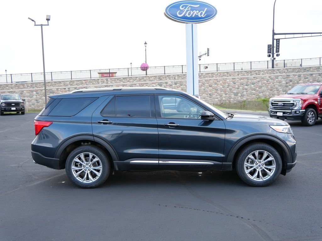Certified 2023 Ford Explorer Limited AWD/4WD image 5
