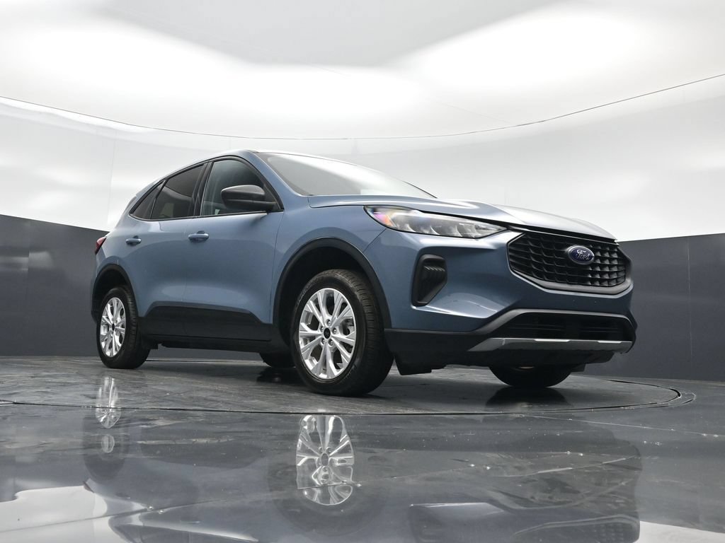 Certified 2025 Ford Escape Active AWD/4WD image 46