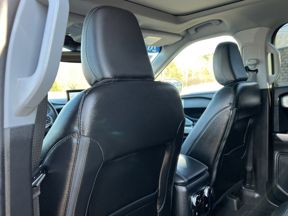 Certified 2023 Ford Explorer Limited w/ Limited Technology Package image 37