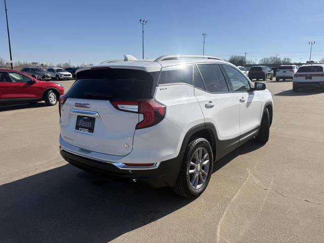 Used 2023 GMC Terrain SLT image 9
