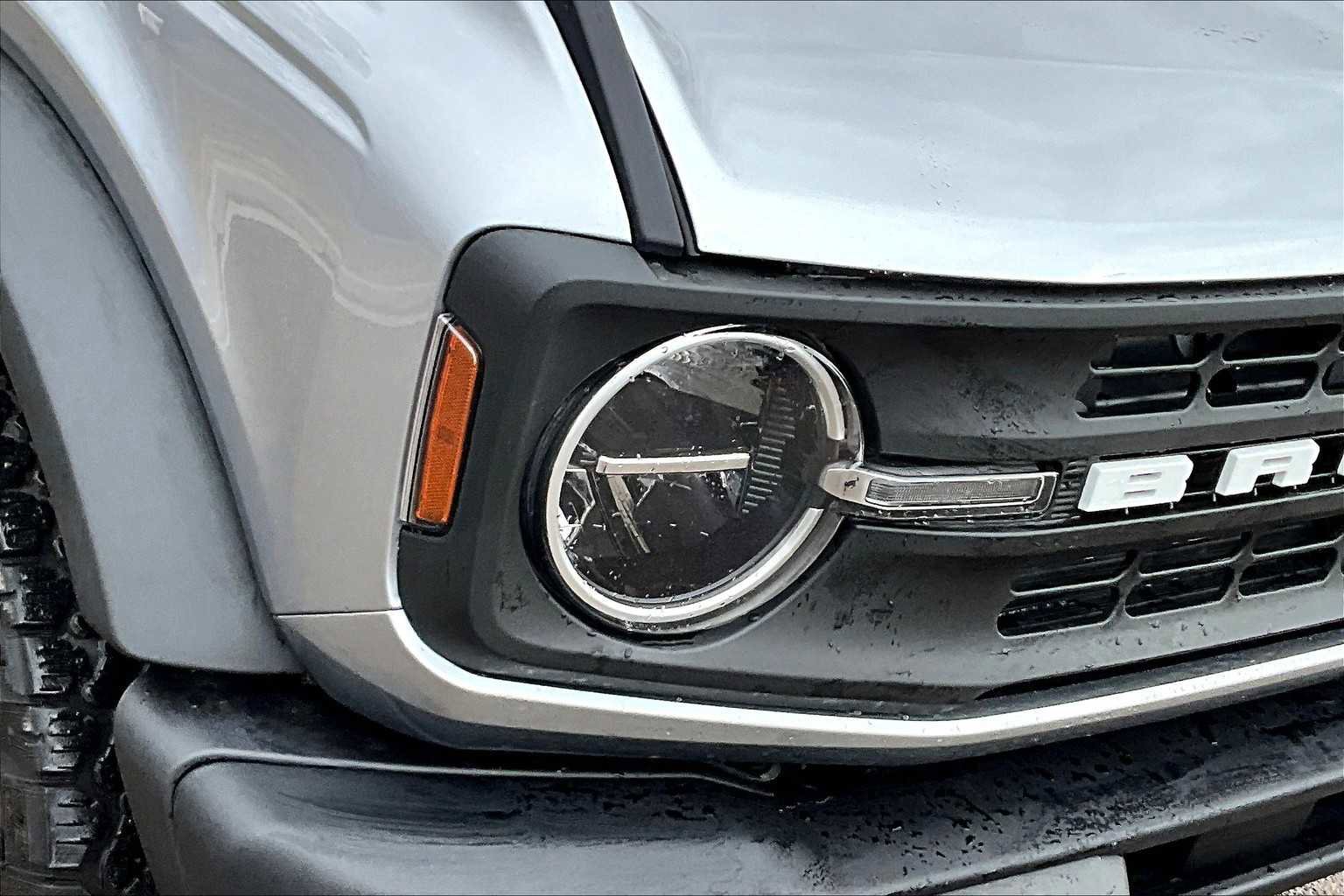 Certified 2024 Ford Bronco Black Diamond image 25