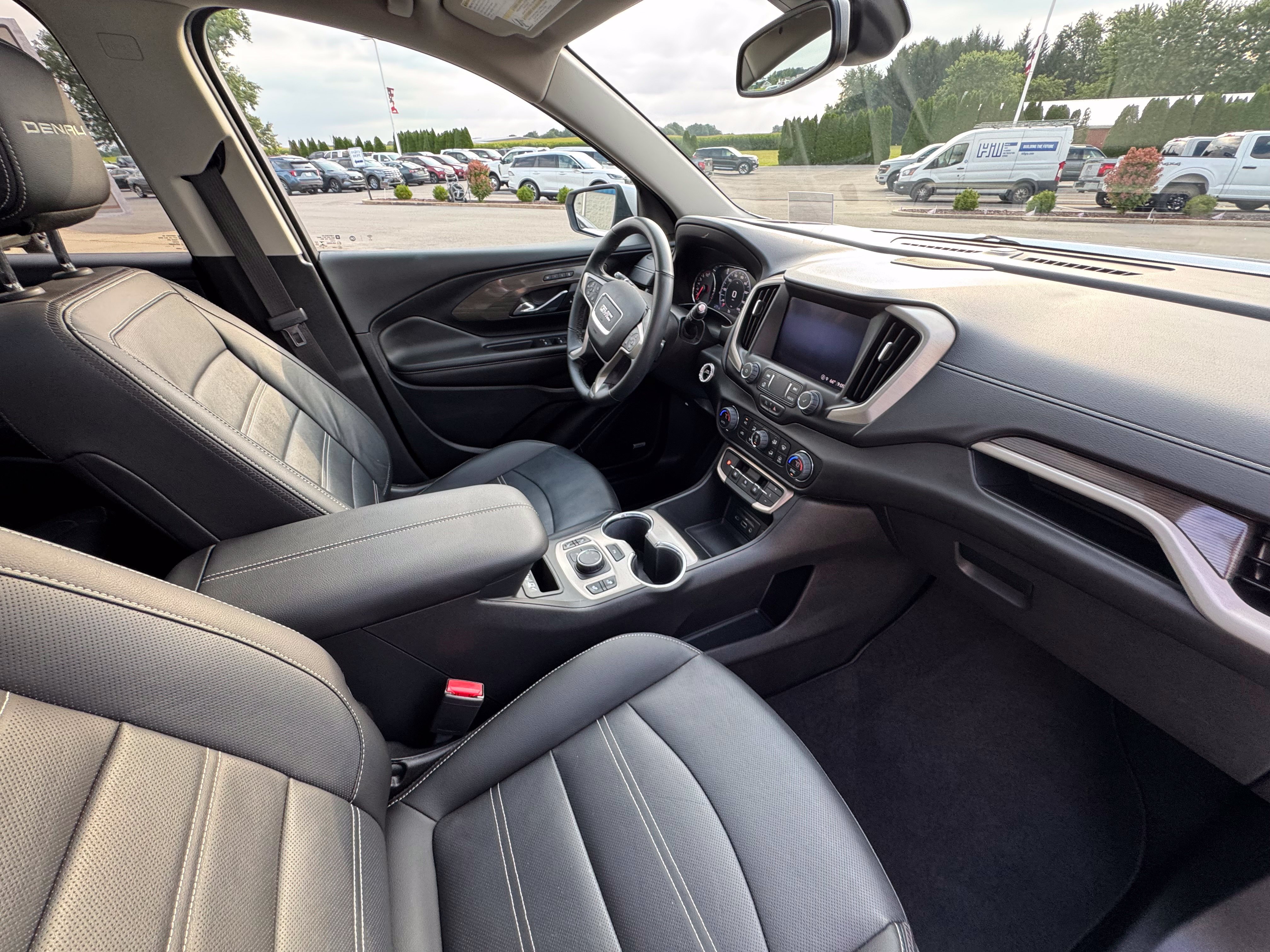 Used 2023 GMC Terrain Denali AWD/4WD image 11