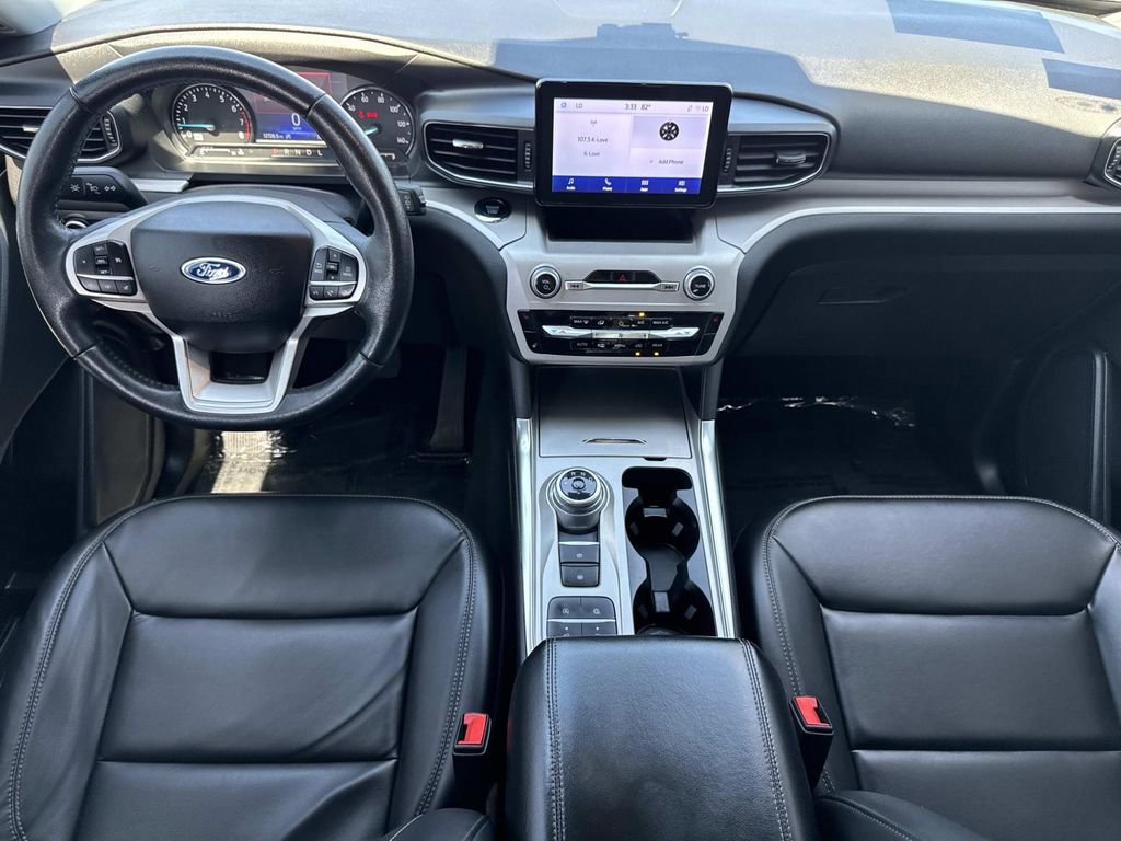 Certified 2023 Ford Explorer XLT w/ Equipment Group 202A image 8