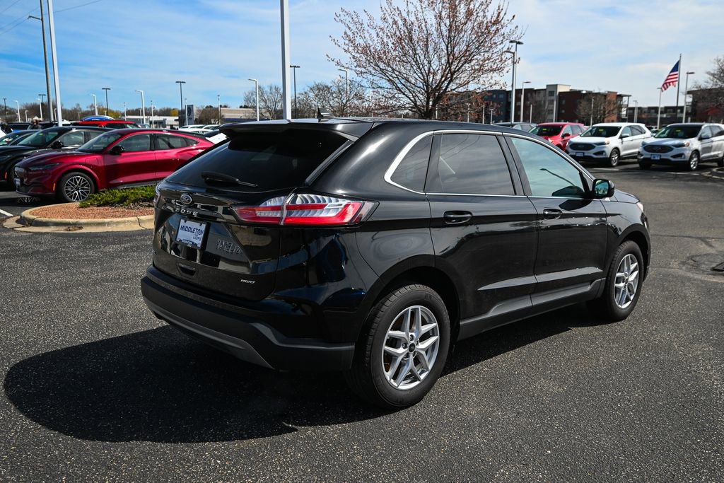 Certified 2024 Ford Edge SEL w/ Convenience Package AWD/4WD image 7