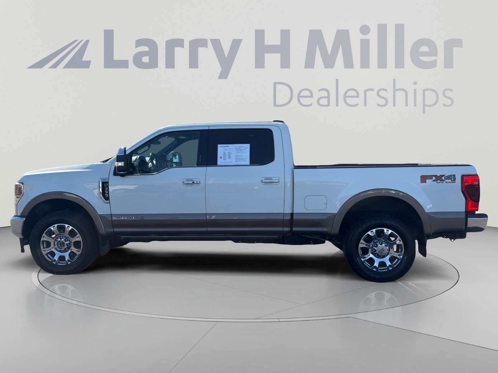 Certified 2022 Ford F350 King Ranch w/ King Ranch Ultimate Package AWD/4WD image 2