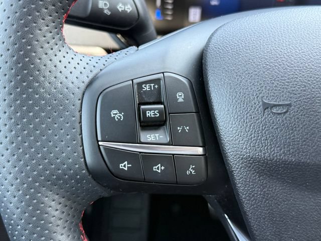 Certified 2023 Ford Escape ST-Line w/ Tech Pack #1 AWD/4WD image 22