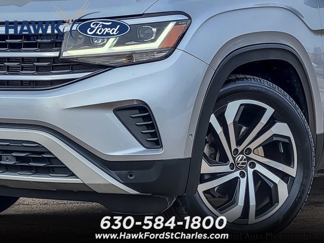 Used 2021 Volkswagen Atlas SEL Premium w/ MDO Package (Bench Seat) image 3